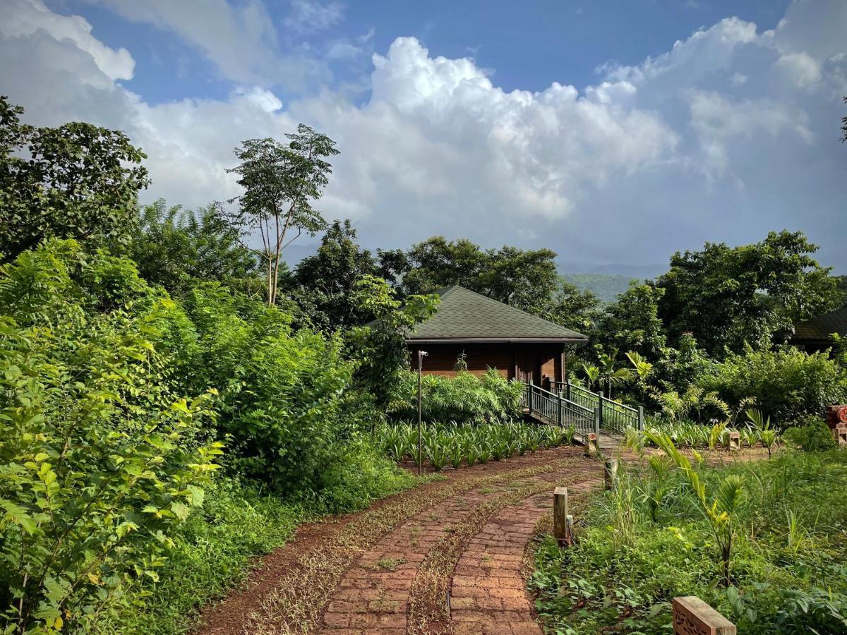 ホテル The Postcard Hideaway, Netravali Wildlife Sanctuary, Goa Vichondrem エクステリア 写真